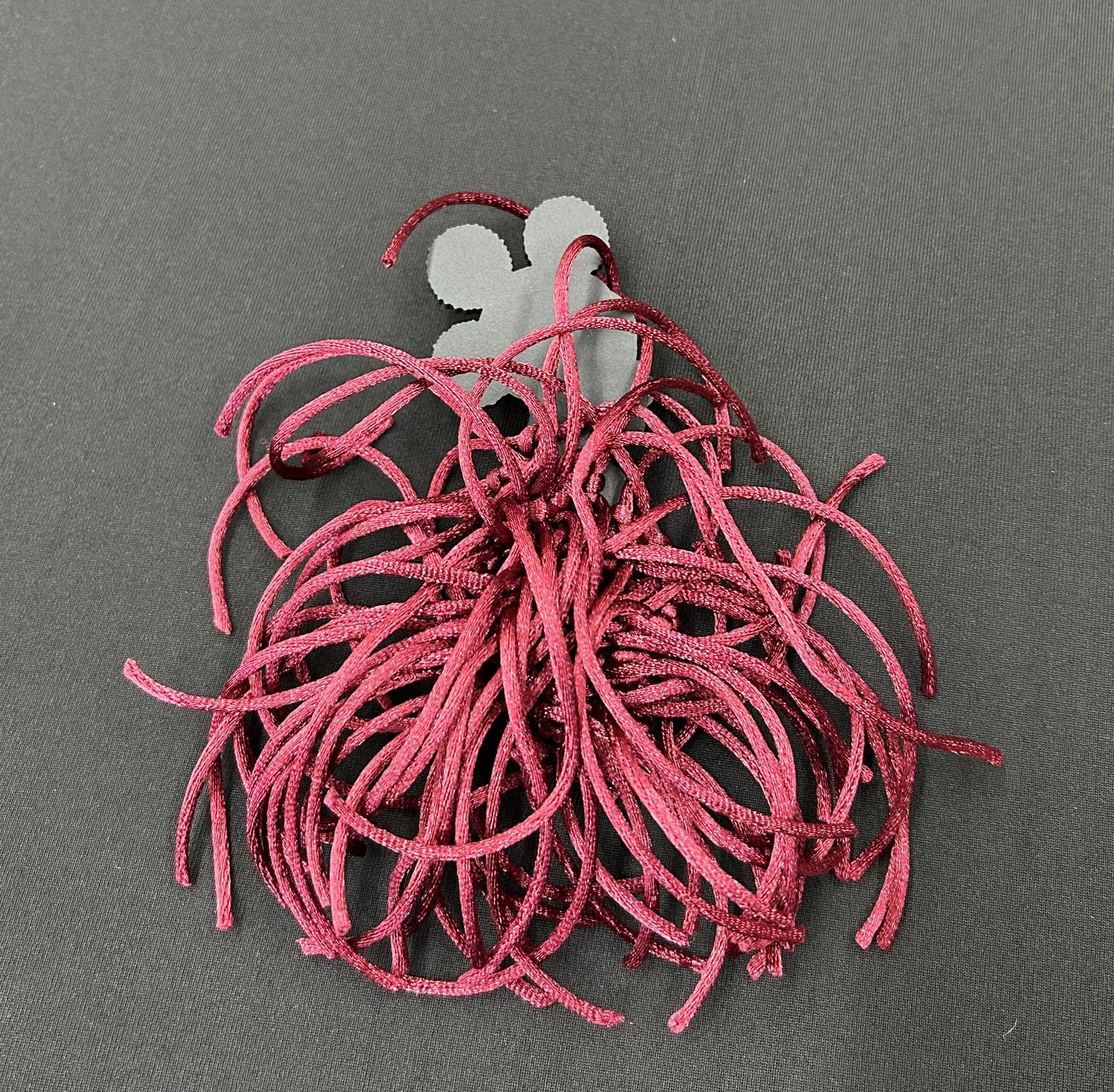 Takara Silky maroon Brooch w/ profile